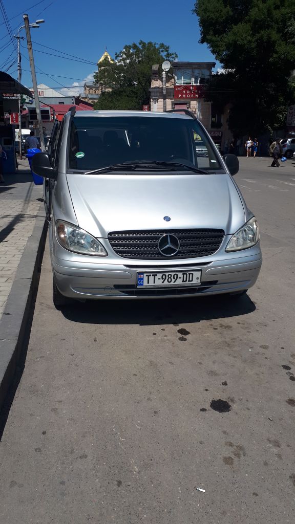 Minivan - MERCEDES-BENZ