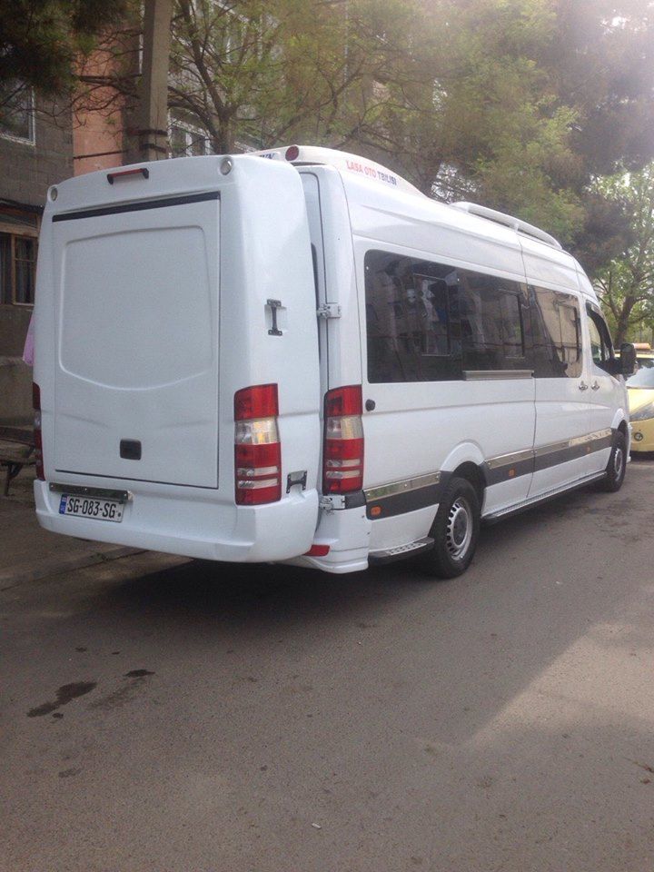 микроавтобус - MERCEDES-BENZ