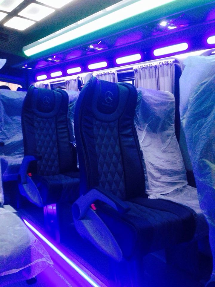 микроавтобус - MERCEDES-BENZ