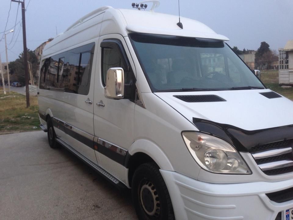 микроавтобус - MERCEDES-BENZ