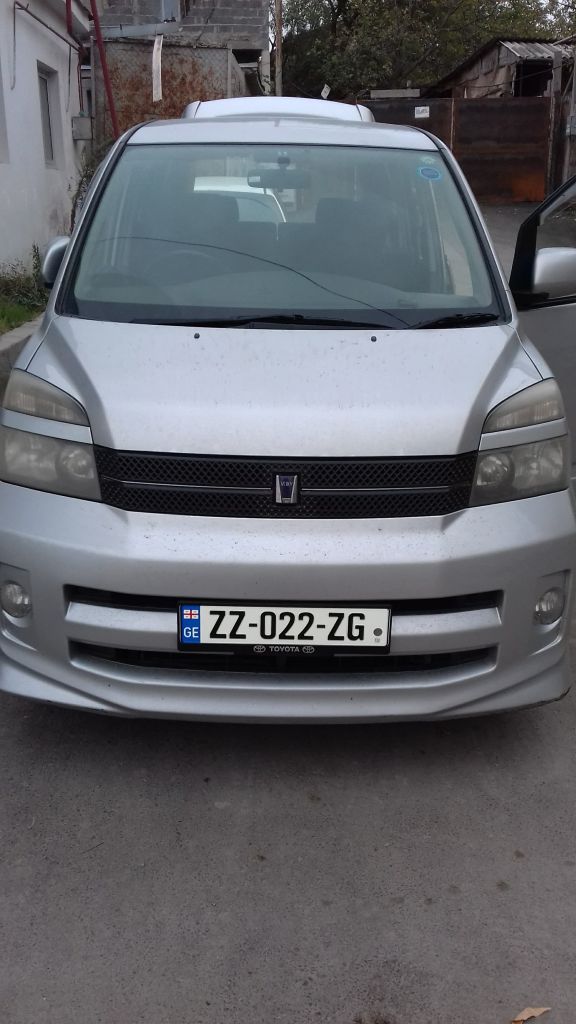 მინივენი - TOYOTA