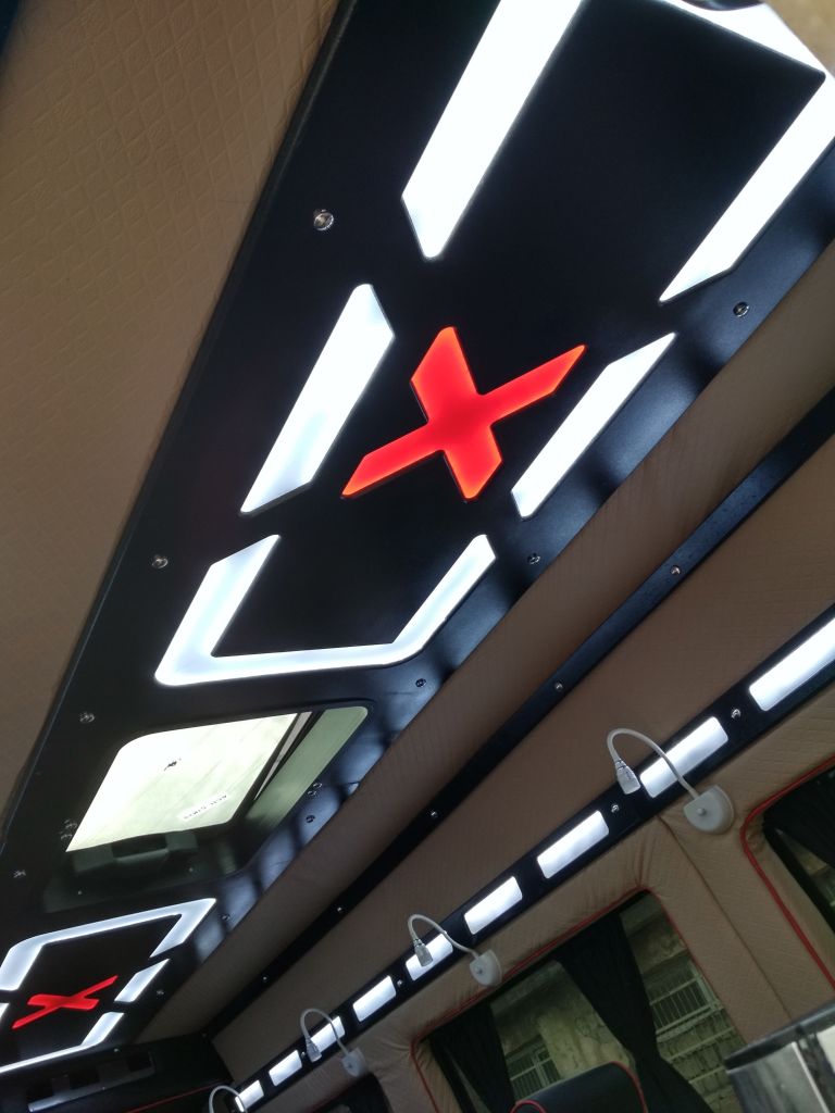 მრ.ავტობუსი - VOLKSWAGEN