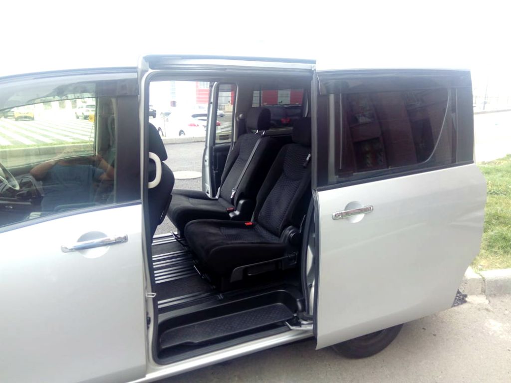 минивэн - NISSAN