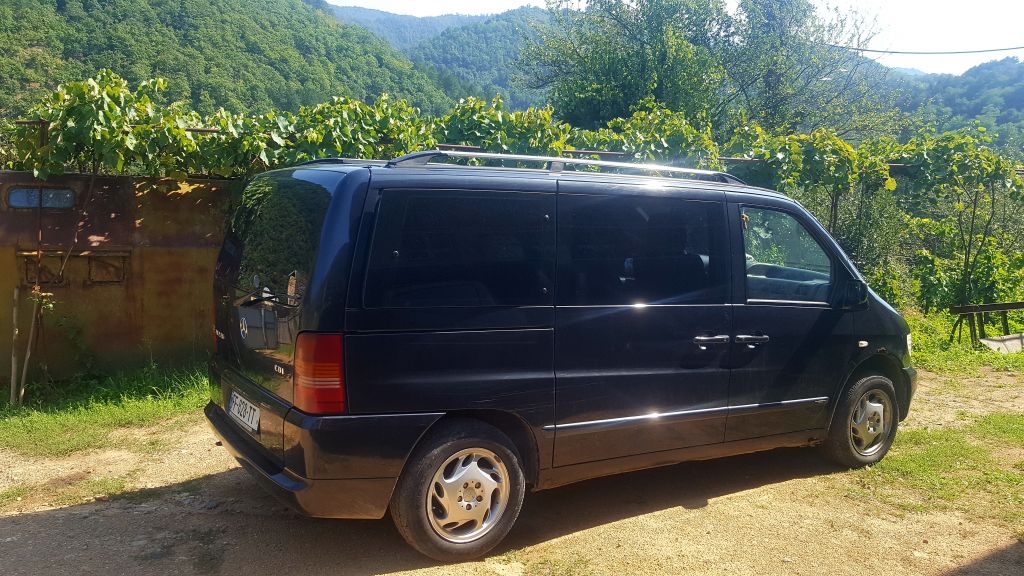 Minivan - MERCEDES-BENZ