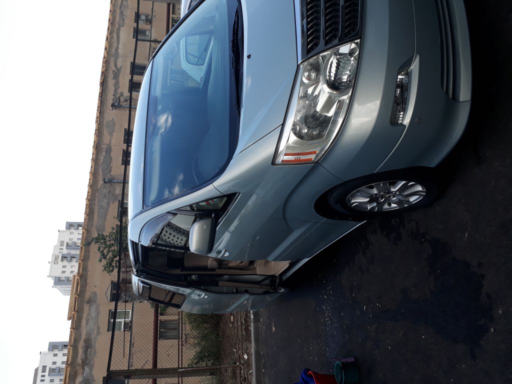 მინივენი - TOYOTA