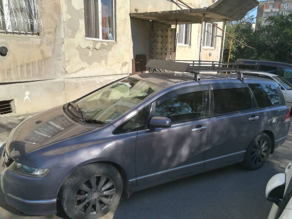 მინივენი - HONDA