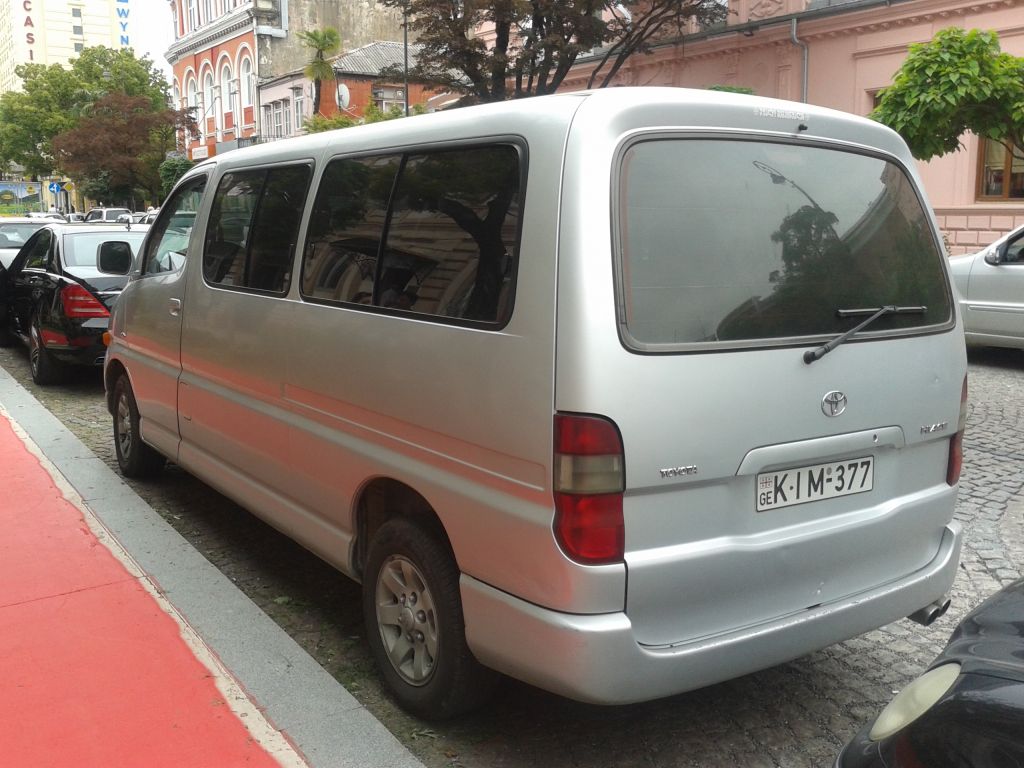 მინივენი - TOYOTA