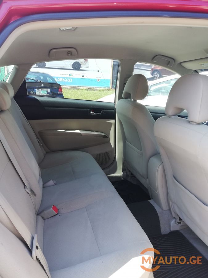 სედანი - TOYOTA