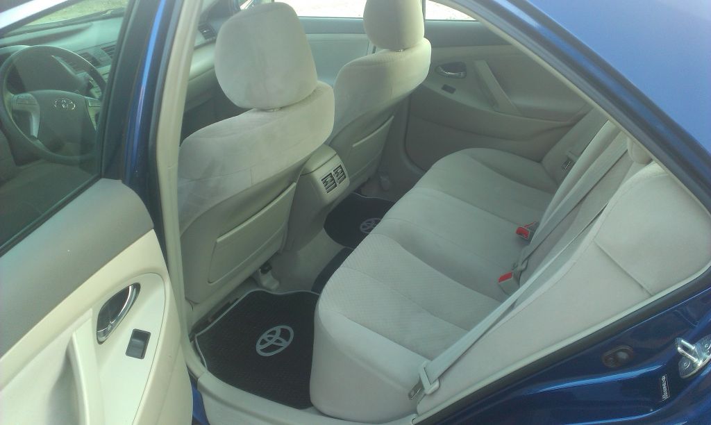 სედანი - TOYOTA