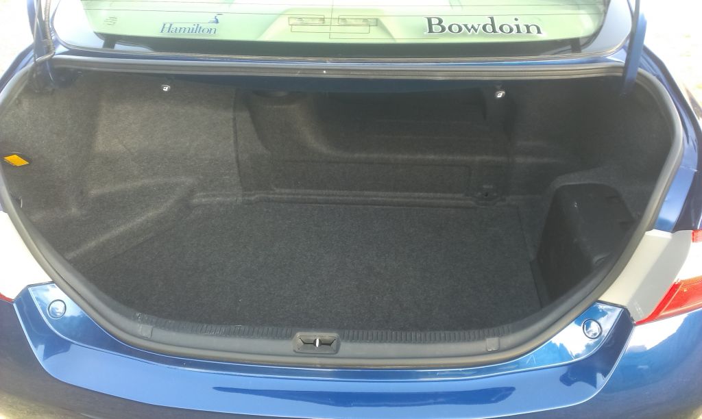 სედანი - TOYOTA