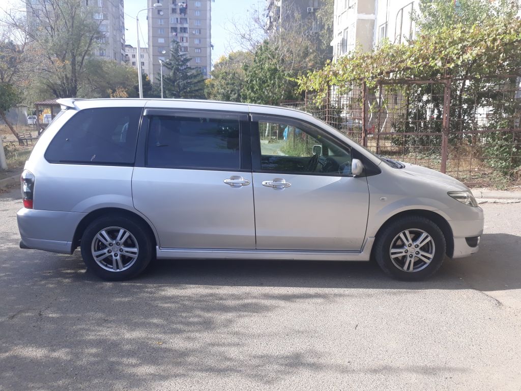 Minivan - MAZDA