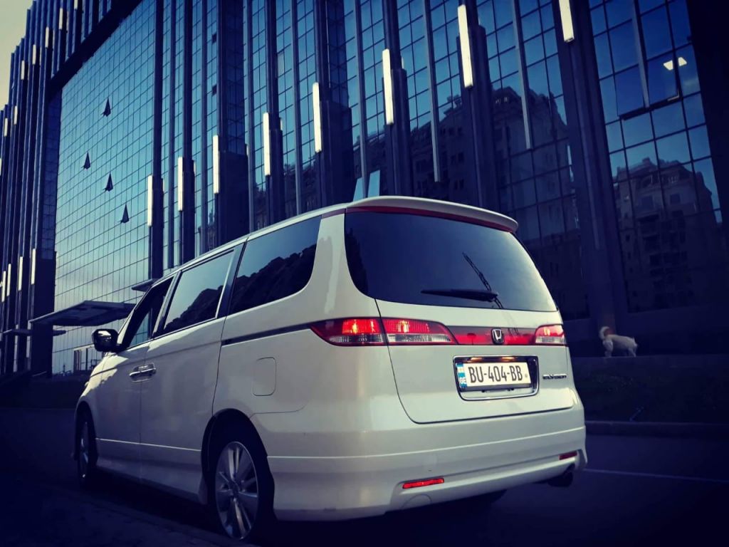 მინივენი - HONDA