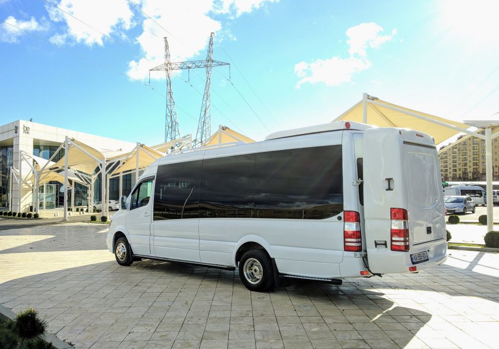 მრ.ავტობუსი - MERCEDES-BENZ