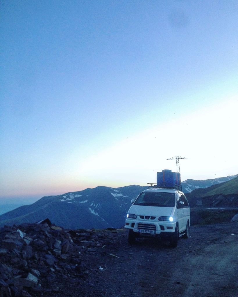 джип - MITSUBISHI