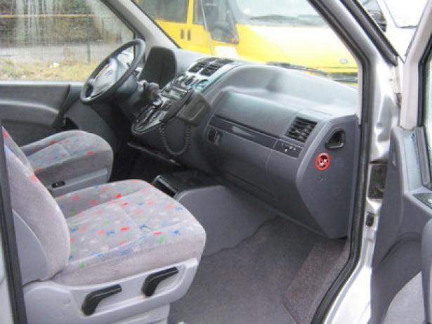 минивэн - MITSUBISHI