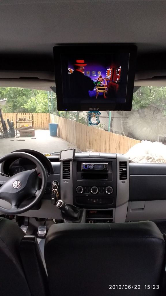 მინივენი - VOLKSWAGEN