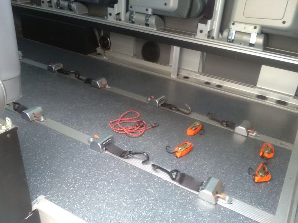 მინივენი - VOLKSWAGEN