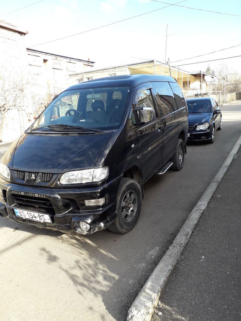 минивэн - MITSUBISHI