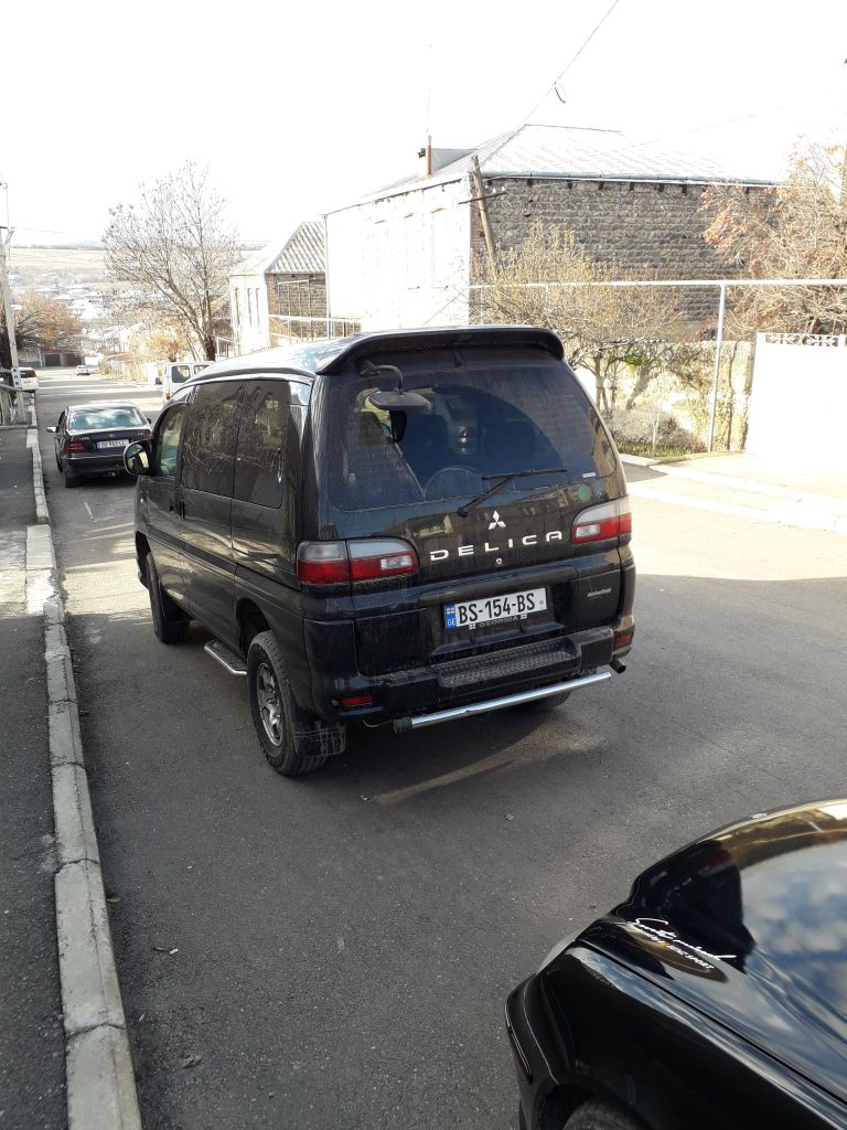 минивэн - MITSUBISHI