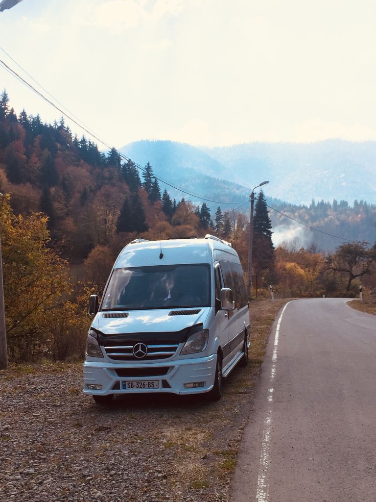 микроавтобус - MERCEDES-BENZ