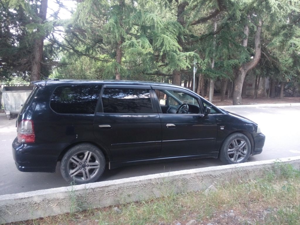 Minivan - HONDA