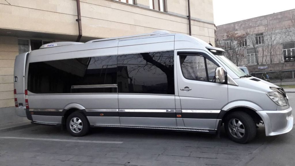 მრ.ავტობუსი - MERCEDES-BENZ