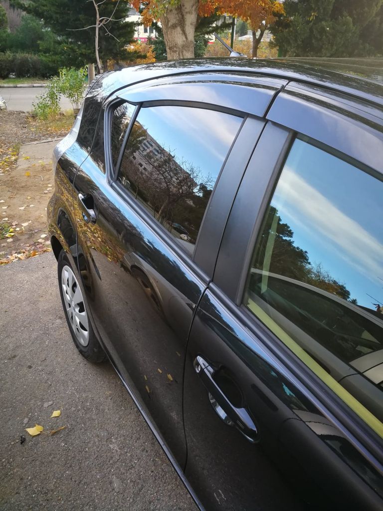 სედანი - TOYOTA