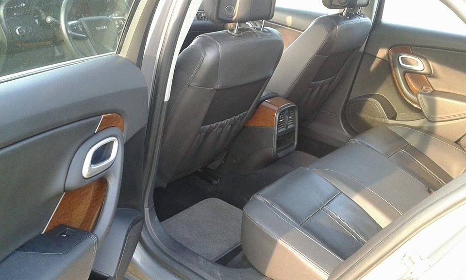 სედანი - SAAB