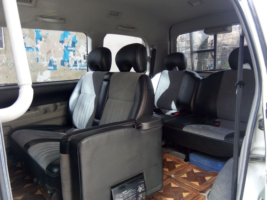 минивэн - MITSUBISHI