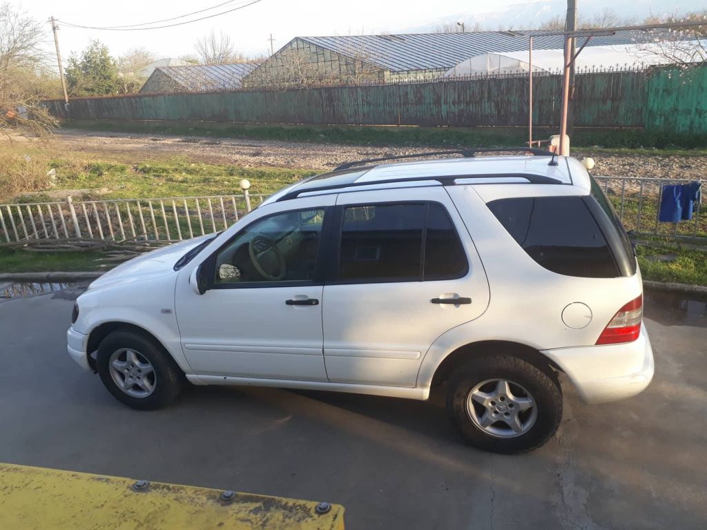 ჯიპი - MERCEDES-BENZ