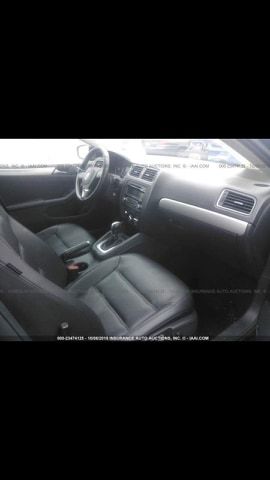 სედანი - VOLKSWAGEN