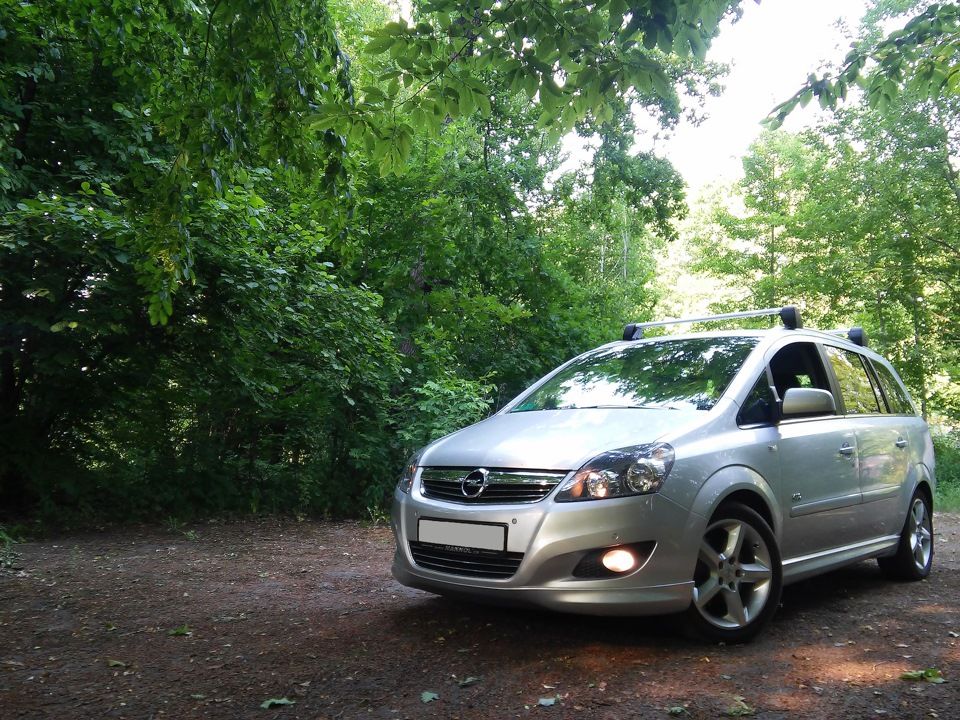 минивэн - OPEL