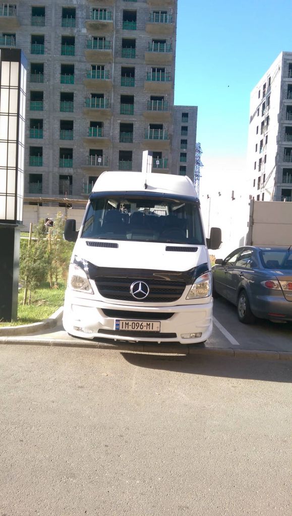 მრ.ავტობუსი - MERCEDES-BENZ