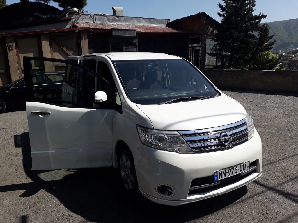 минивэн - NISSAN