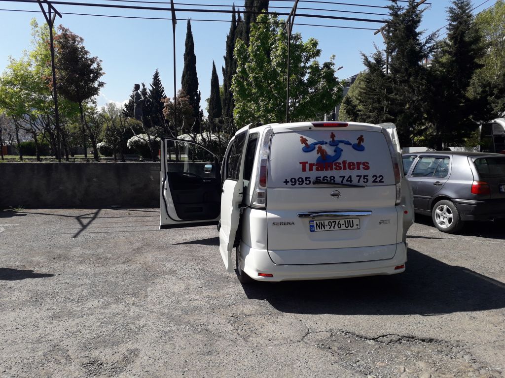 минивэн - NISSAN