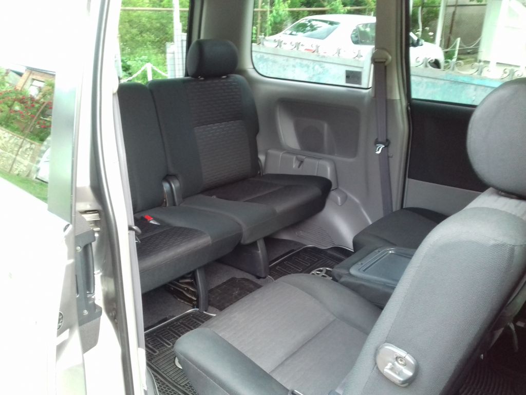 მინივენი - TOYOTA