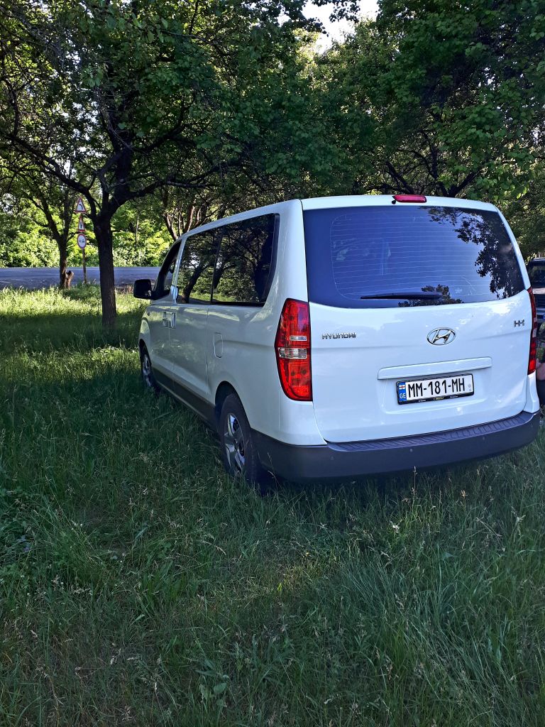 минивэн - HYUNDAI