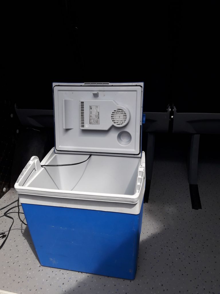 მრ.ავტობუსი - MERCEDES-BENZ