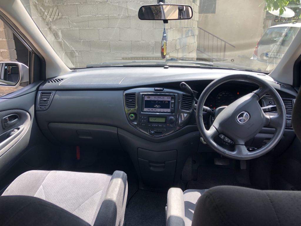 მინივენი - MAZDA