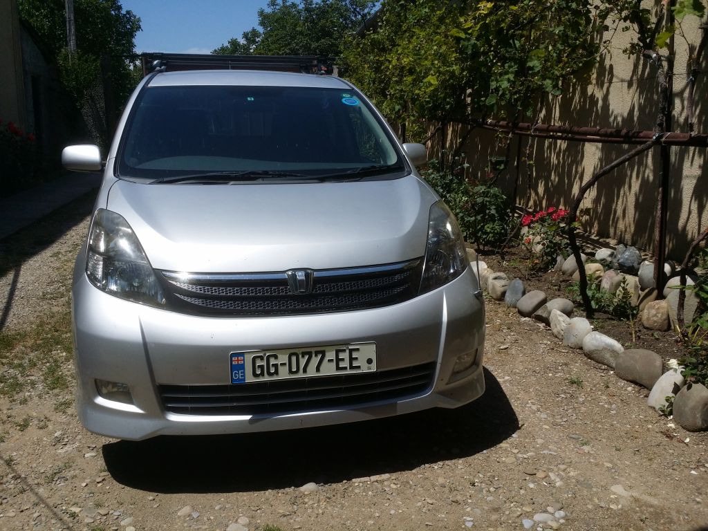 მინივენი - TOYOTA