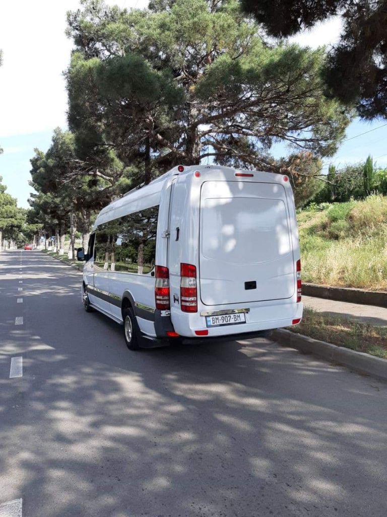 მრ.ავტობუსი - MERCEDES-BENZ