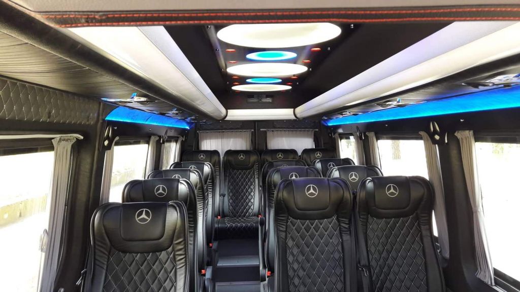 მრ.ავტობუსი - MERCEDES-BENZ