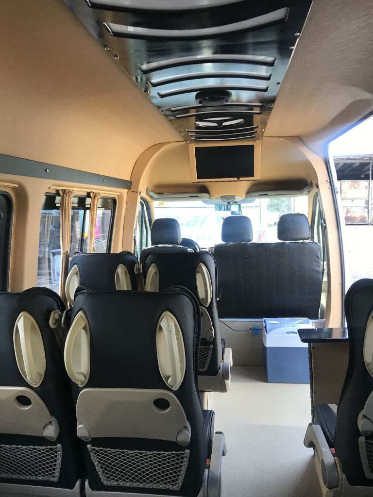 მრ.ავტობუსი - MERCEDES-BENZ