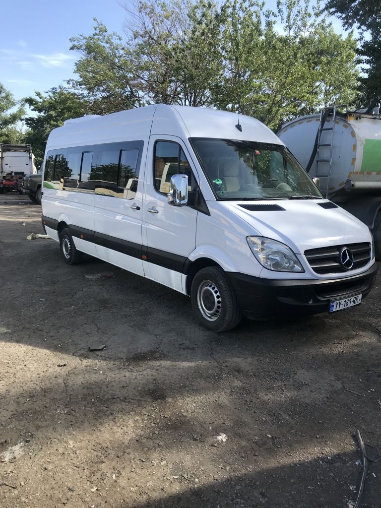 მრ.ავტობუსი - MERCEDES-BENZ