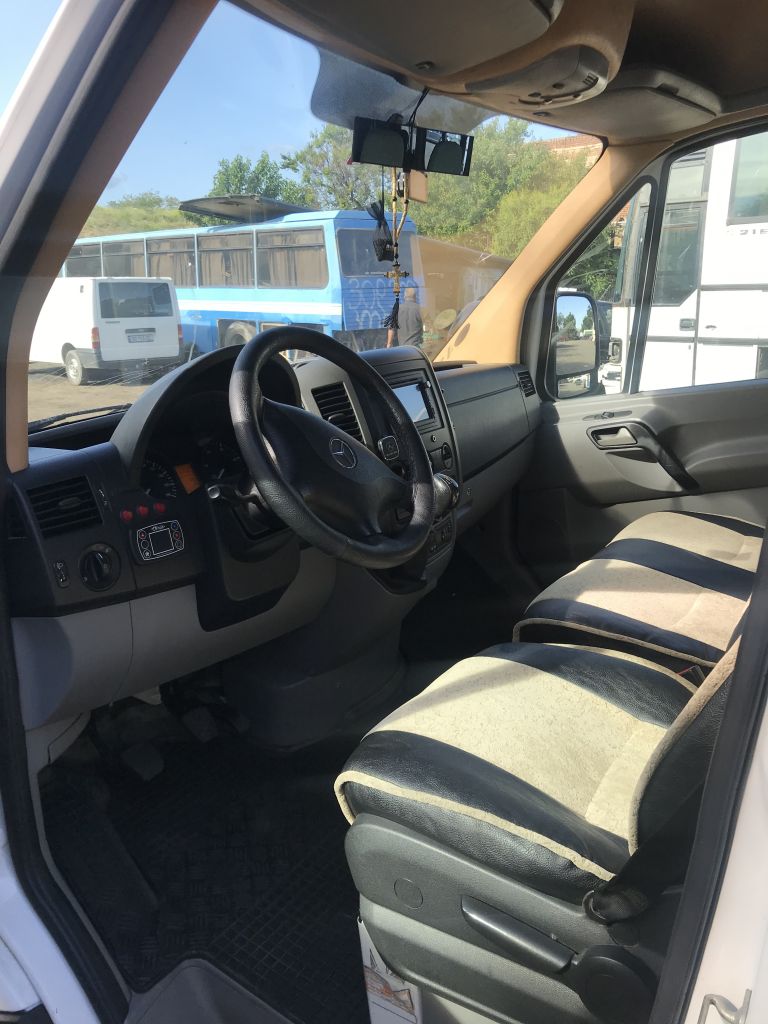 მრ.ავტობუსი - MERCEDES-BENZ