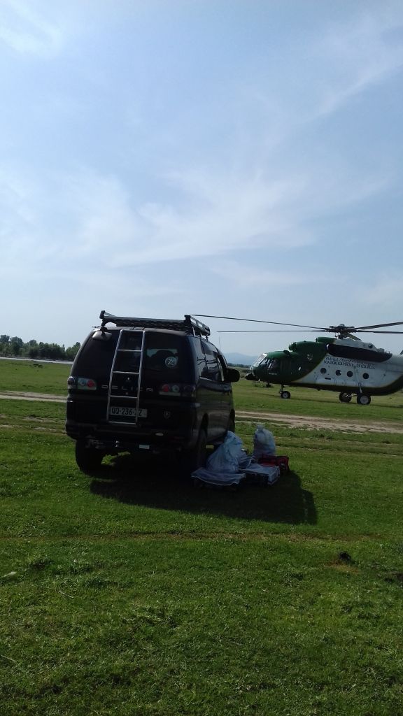 მინივენი - MITSUBISHI