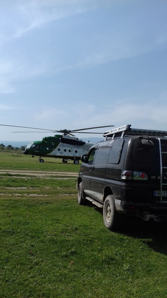 მინივენი - MITSUBISHI