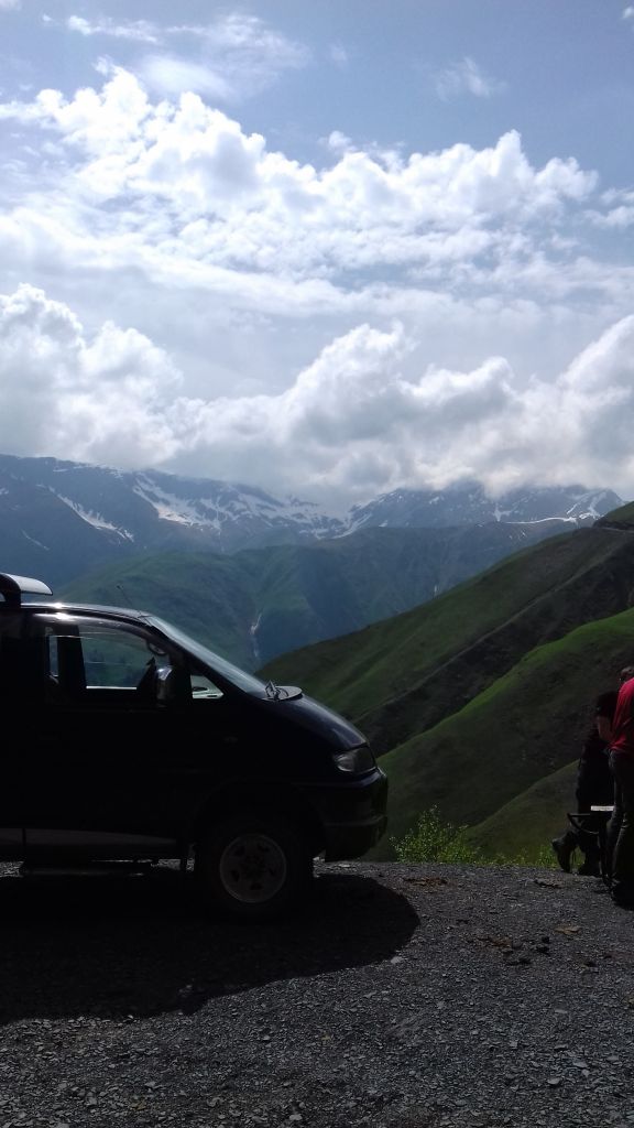 მინივენი - MITSUBISHI