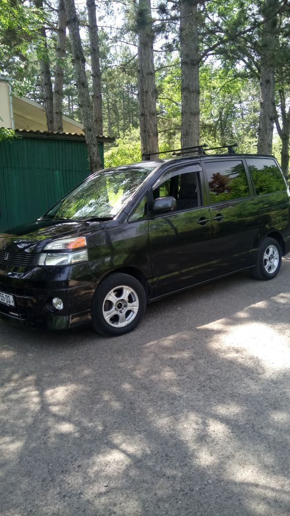 минивэн - TOYOTA