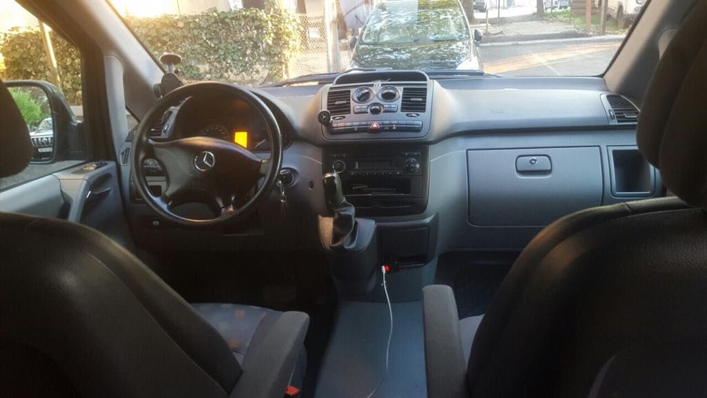 Minivan - MERCEDES-BENZ